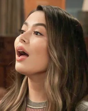 Miranda Cosgrove OnlyFans Leaked Free Thumbnail Picture - #H2WRcNOD7V