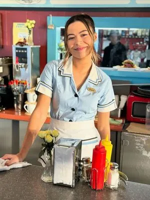 Miranda Cosgrove OnlyFans Leaked Free Thumbnail Picture - #I2M6zXm9l3