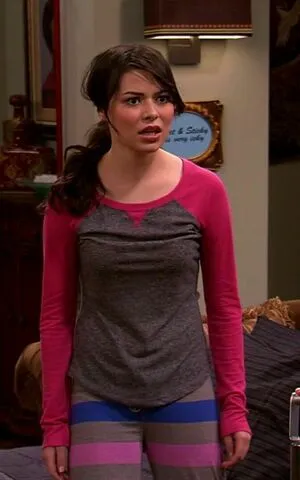Miranda Cosgrove OnlyFans Leaked Free Thumbnail Picture - #L4JqmAZEKn