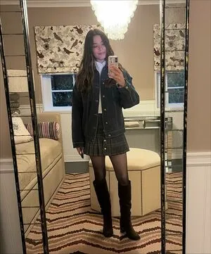 Miranda Cosgrove OnlyFans Leaked Free Thumbnail Picture - #kmlNzwDX1p