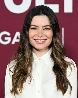 Miranda Cosgrove OnlyFans Leaked Free Thumbnail Picture - #mxJjUVVbTP