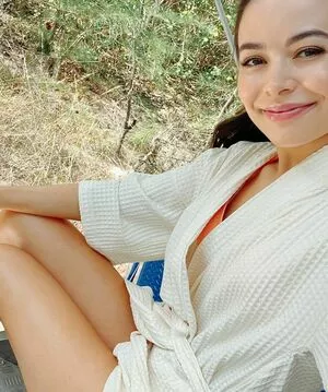 Miranda Cosgrove OnlyFans Leaked Free Thumbnail Picture - #nHImZf5GoU