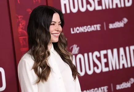 Miranda Cosgrove OnlyFans Leaked Free Thumbnail Picture - #oyi4Sd4QU4