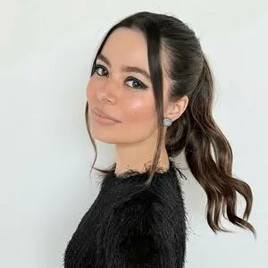 Miranda Cosgrove OnlyFans Leaked Free Thumbnail Picture - #sseEMZJqDz