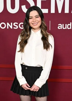 Miranda Cosgrove OnlyFans Leaked Free Thumbnail Picture - #tNkkFOGza5