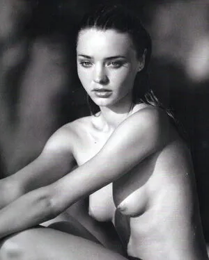 Miranda Kerr OnlyFans Leaked Free Thumbnail Picture - #E2CjrKV5mL