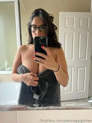 Mirandamaracasfree OnlyFans Leaked Free Thumbnail Picture - #k5f3GN3yQo