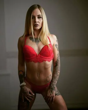 Miri Brook OnlyFans Leaked Free Thumbnail Picture - #jdA1GXb2Al