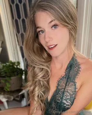 Miri Ella OnlyFans Leaked Free Thumbnail Picture - #ZEy3jOldP1
