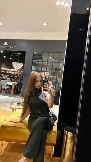 Miri Martinez OnlyFans Leaked Free Thumbnail Picture - #6hAEJaYap0