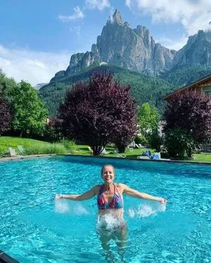 Miriam Lange OnlyFans Leaked Free Thumbnail Picture - #iSTfkm3zEB