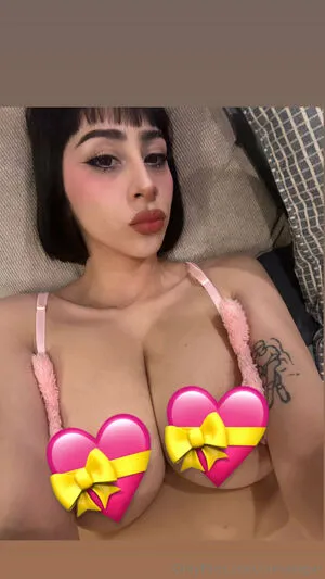 Miriamgvr OnlyFans Leaked Free Thumbnail Picture - #4IKV01vIQv