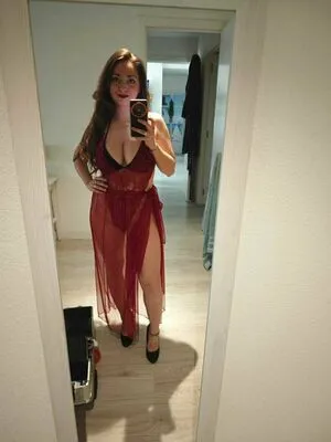 Miriampradox OnlyFans Leaked Free Thumbnail Picture - #Dkd3Ff3Kvd