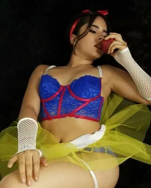 Mirle Pavas OnlyFans Leaked Free Thumbnail Picture - #HEXlAnixGY