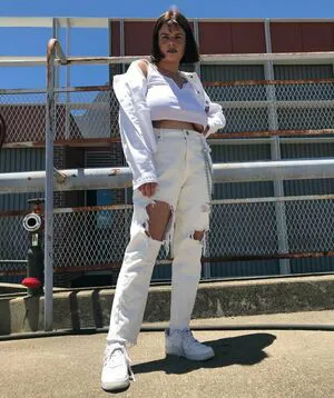 Mirra R OnlyFans Leaked Free Thumbnail Picture - #7nAi1ccx5x