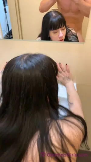 Mirror Sex OnlyFans Leaked Free Thumbnail Picture - #lmObeW8v73