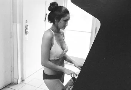 Misa Campo OnlyFans Leaked Free Thumbnail Picture - #8SxIOPnGd0