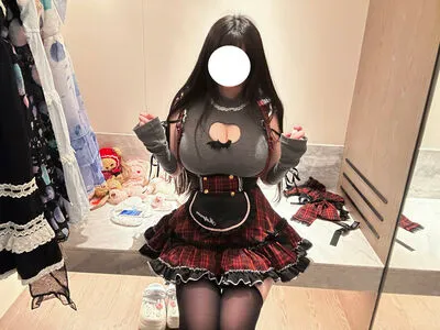 Misanay OnlyFans Leaked Free Thumbnail Picture - #WIDaS3S0aR