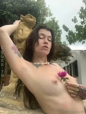 Misha Cross OnlyFans Leaked Free Thumbnail Picture - #9zwfAjJ32L