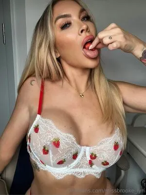 Miss Brookelyn OnlyFans Leaked Free Thumbnail Picture - #c24IkT3lSZ