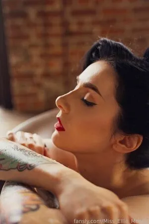 Miss Ellie M OnlyFans Leaked Free Thumbnail Picture - #eXTIsLrbFV