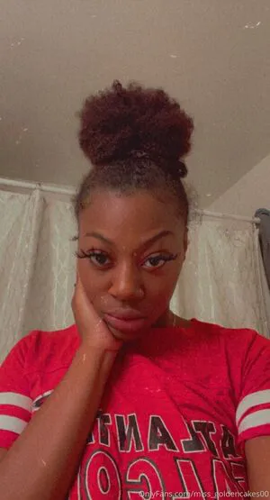Miss Goldencakes00 OnlyFans Leaked Free Thumbnail Picture - #Hun5jPuvOs