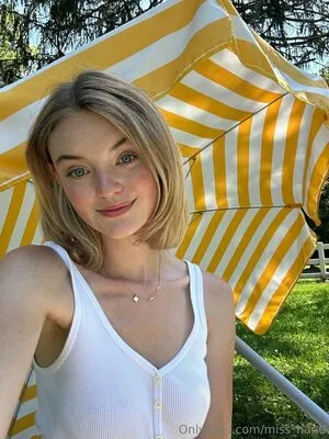 Miss Hand OnlyFans Leaked Free Thumbnail Picture - #NHjgC0klW9