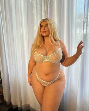 Miss Honey Mia OnlyFans Leaked Free Thumbnail Picture - #NB7r7uLUI8