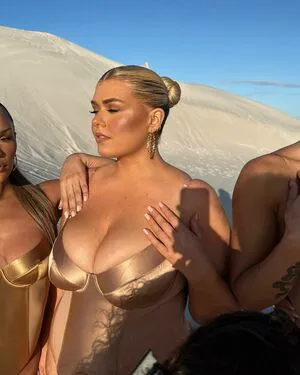Miss Honey Mia OnlyFans Leaked Free Thumbnail Picture - #kEyOLQotC2