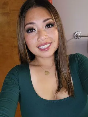 Miss Jee Yung OnlyFans Leaked Free Thumbnail Picture - #6AmxxsJVpN
