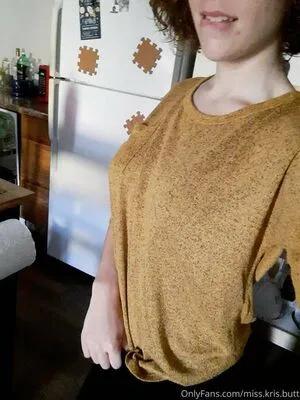 Miss Kris Butt OnlyFans Leaked Free Thumbnail Picture - #0avp20zyWn