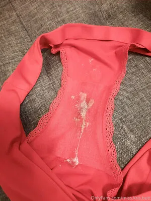 Miss Kris Butt OnlyFans Leaked Free Thumbnail Picture - #V3YisPNUrI