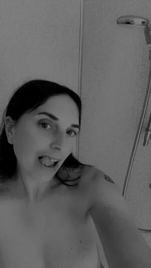 Miss L Xxx OnlyFans Leaked Free Thumbnail Picture - #R2lgPLmql1