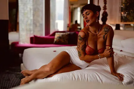 Miss Lady Bug OnlyFans Leaked Free Thumbnail Picture - #YyUyVIcu8X