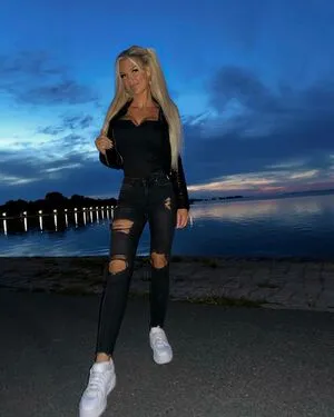 Miss Manja OnlyFans Leaked Free Thumbnail Picture - #TSxtYeJD8Z