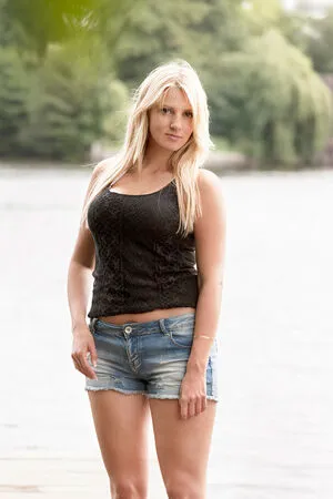 Miss Melissi OnlyFans Leaked Free Thumbnail Picture - #DShFqKmZxP