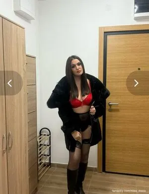 Miss Merix OnlyFans Leaked Free Thumbnail Picture - #of7xg37E8C