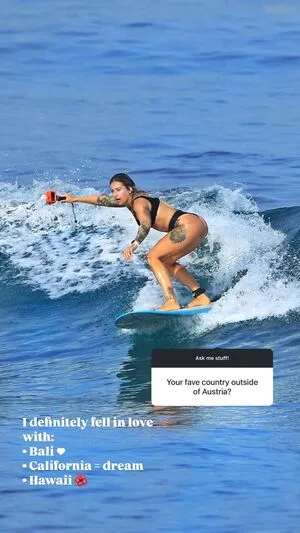 Miss Peaches OnlyFans Leaked Free Thumbnail Picture - #4xeClmcy5B