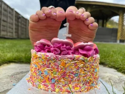 Miss Piggy Toes OnlyFans Leaked Free Thumbnail Picture - #Exk6KrkVT1