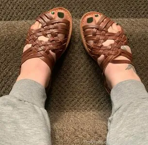 Miss Piggy Toes OnlyFans Leaked Free Thumbnail Picture - #IxBIEhc5DS