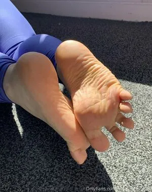 Miss Piggy Toes OnlyFans Leaked Free Thumbnail Picture - #Xh3uXnUNg7