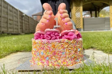 Miss Piggy Toes OnlyFans Leaked Free Thumbnail Picture - #eQIhhbpMcX