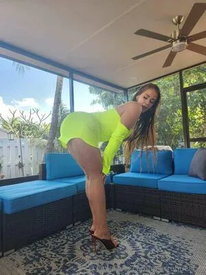 Miss Raquel OnlyFans Leaked Free Thumbnail Picture - #Wuk0WeAVJd
