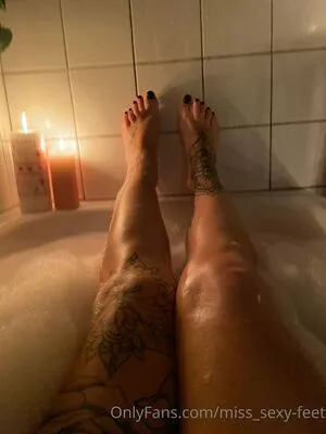 Miss Sexy Feet OnlyFans Leaked Free Thumbnail Picture - #CA8ADHrb53