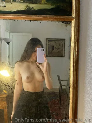 Miss Sweet Mia Vip OnlyFans Leaked Free Thumbnail Picture - #SDisTpqg19