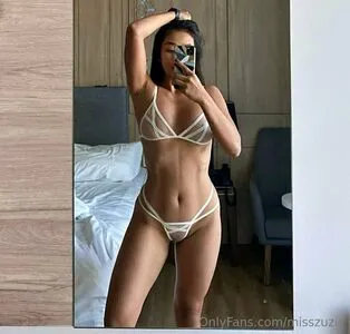 Miss Zuzie OnlyFans Leaked Free Thumbnail Picture - #D91ja70H24