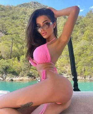 miss_valeriakalinina OnlyFans Leaked Free Thumbnail Picture - #4HTHjZkBe4