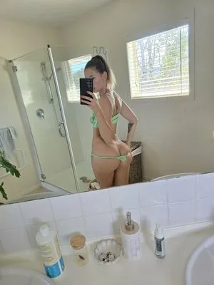 MissAlice OnlyFans Leaked Free Thumbnail Picture - #qnCOdvQM9z