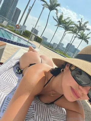 Missamia OnlyFans Leaked Free Thumbnail Picture - #4xlVipb8C9