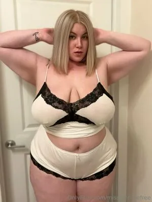 Missamourefree OnlyFans Leaked Free Thumbnail Picture - #vqreVpRaeQ